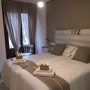 ** Bed & Breakfast 7 Kale Spain