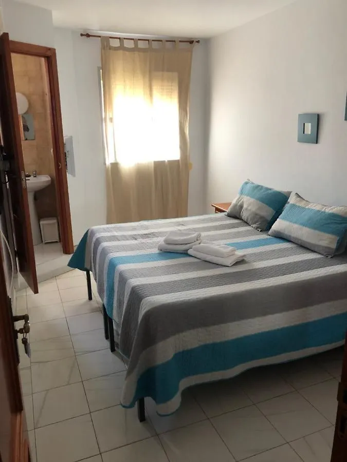 Ochomin Hostel San Martin del tesorillo Spain