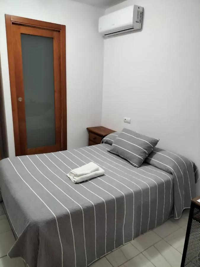 Ochomin Hostel San Martin del tesorillo 0*,  Spain
