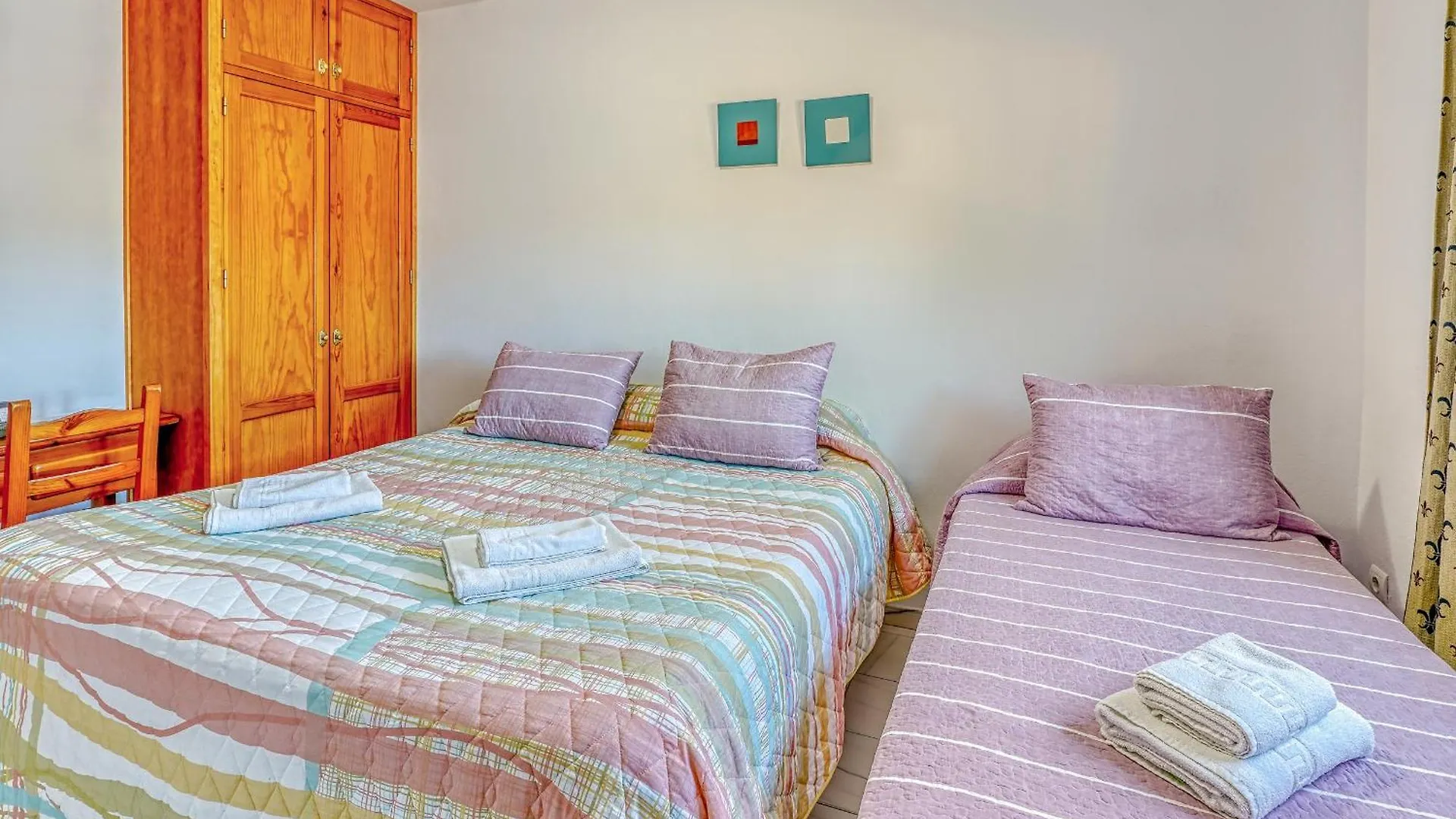 Guest house Ochomin Hostel San Martin del tesorillo