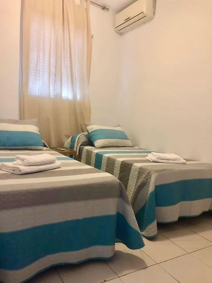 Ochomin Hostel San Martin del tesorillo 0*,